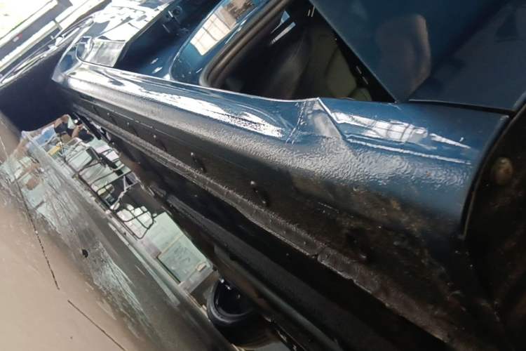 Used Hyundai Elantra 2021 1.5L CVT GLX Elite Edition Right Side Sill