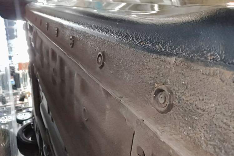 Used Hyundai Elantra 2021 1.5L CVT LUX Prestige Edition Right Side Sill