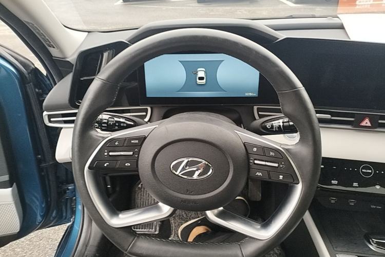 Used Hyundai Elantra 2021 1.5L CVT TOP Flagship Edition Steering Wheel