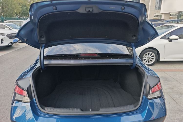 Used Hyundai Elantra 2021 1.5L CVT GLX Elite Edition Trunk
