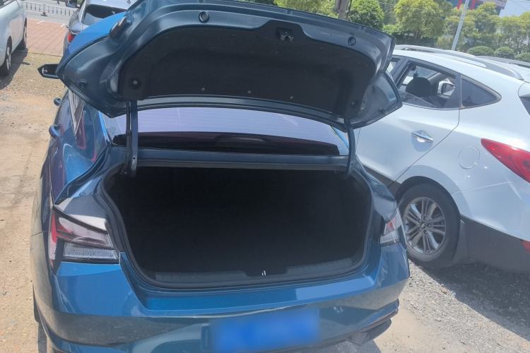 Used Hyundai Elantra 2021 1.5L CVT GLX Elite Edition Trunk