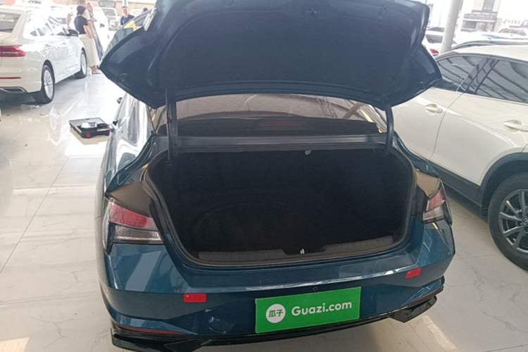 Used Hyundai Elantra 2021 1.5L CVT GLX Elite Edition Trunk