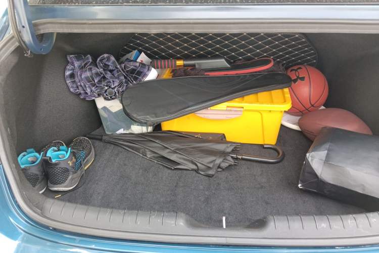 Used Hyundai Elantra 2021 1.5L CVT LUX Prestige Edition Trunk