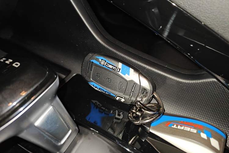 Used Hyundai Elantra 2021 1.5L CVT LUX Prestige Edition Vehicle Key