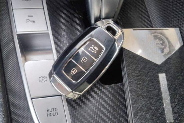 Used Hyundai Elantra 2021 1.5L CVT LUX Prestige Edition Vehicle Key