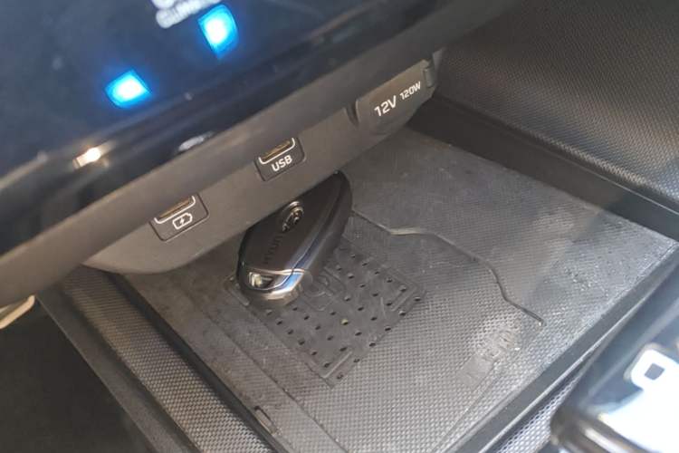 Used Hyundai Elantra 2021 240TGDi DCT TOP Flagship Edition Vehicle Key
