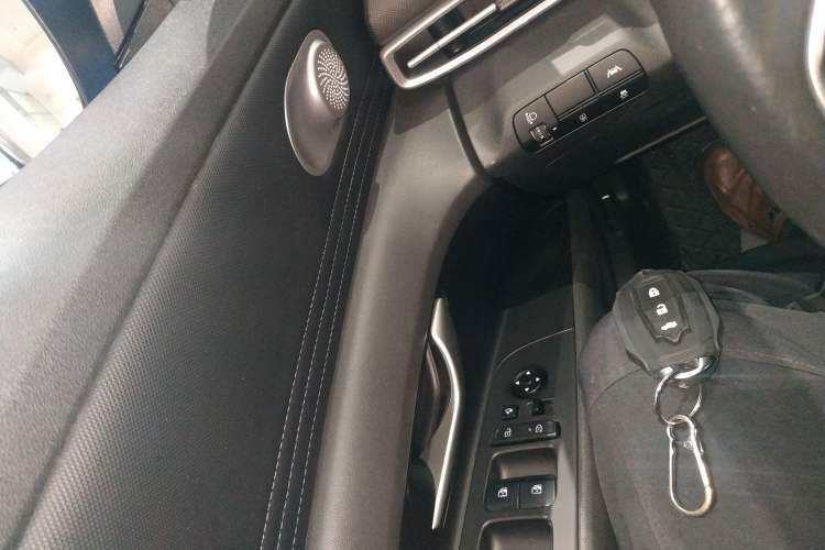 Used Hyundai Elantra 2021 1.5L CVT LUX Prestige Edition Vehicle Key