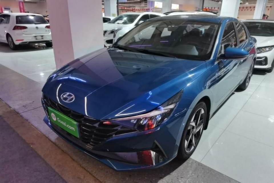 Hyundai Elantra 2021