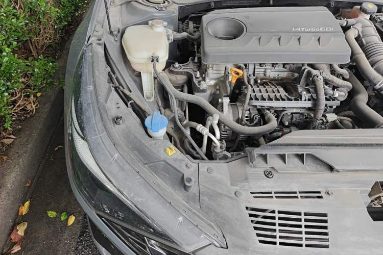 Used Hyundai Elantra 2021 240TGDi DCT LUX Prestige Edition Engine Bay Right