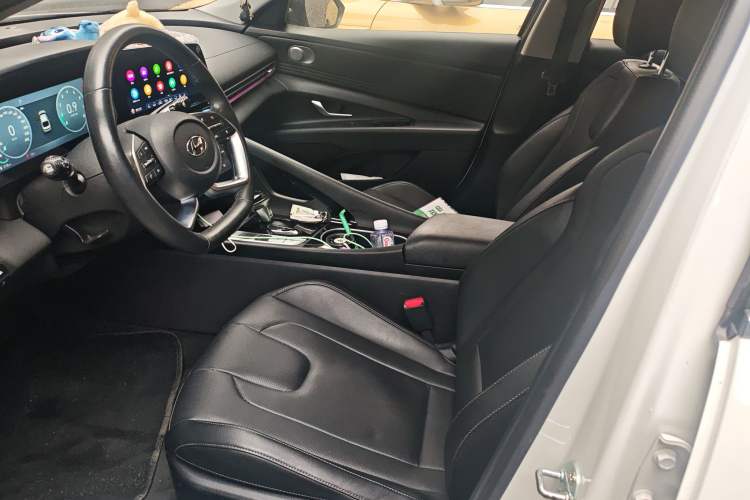 Used Hyundai Elantra 2021 1.5L CVT TOP Flagship Edition Left Front Seat