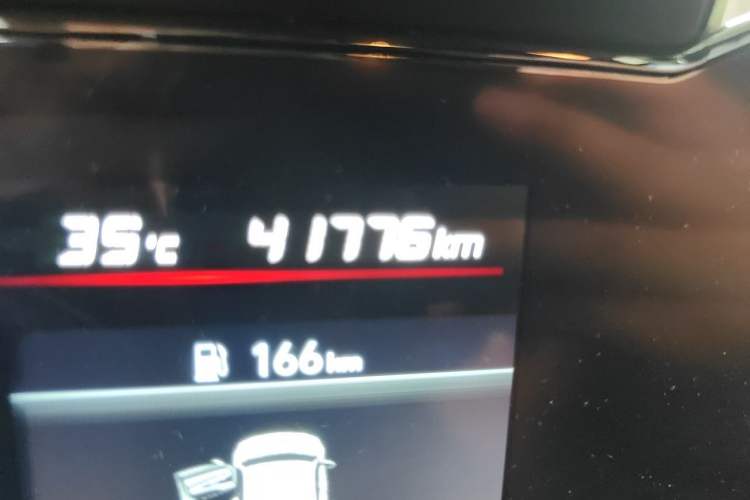 Used Hyundai Elantra 2021 240TGDi DCT LUX Prestige Edition Odometer Close Up