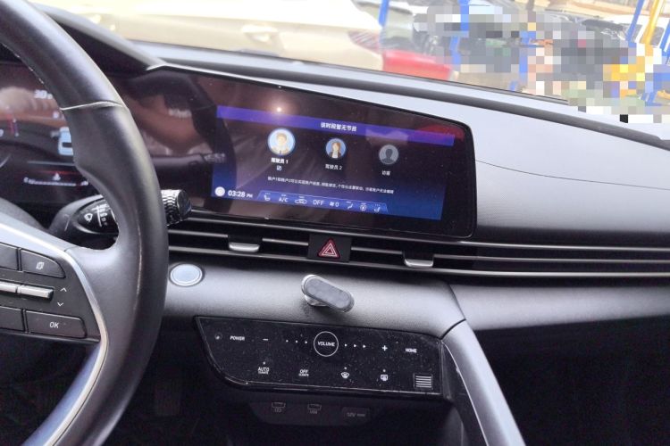 Used Hyundai Elantra 2021 1.5L CVT GLX Elite Edition Audio And AC Panel