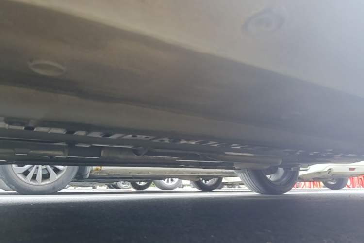 Used Hyundai Elantra 2021 1.5L CVT LUX Prestige Edition Chassis Front Left