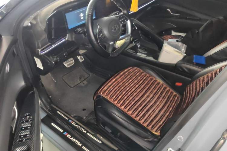 Used Hyundai Elantra 2021 1.5L CVT TOP Flagship Edition Driver Seat