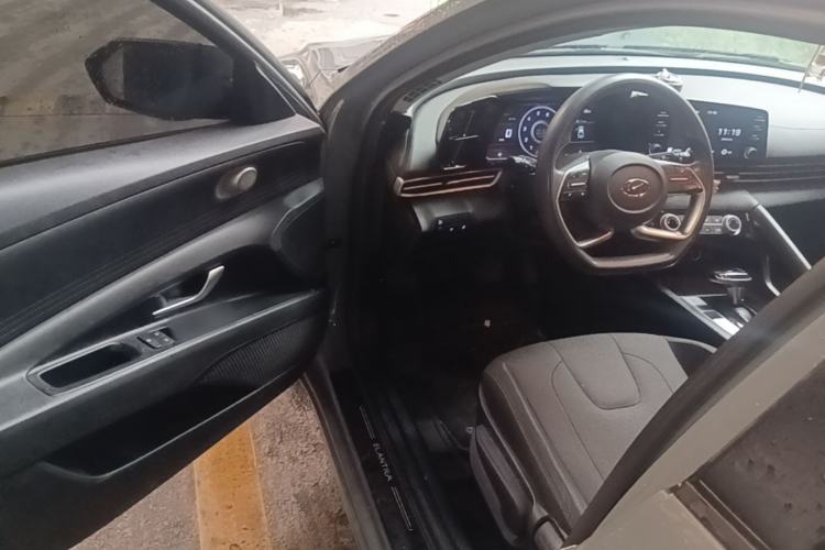 Used Hyundai Elantra 2021 1.5L CVT GLS Leading Edition Driver Seat