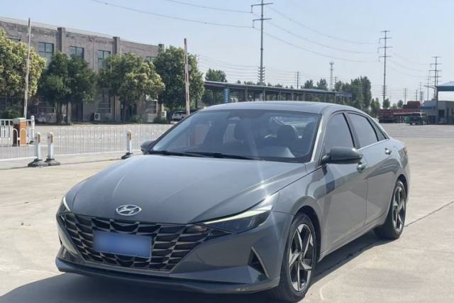 Used Hyundai Elantra 2021 1.5L CVT LUX Prestige Edition