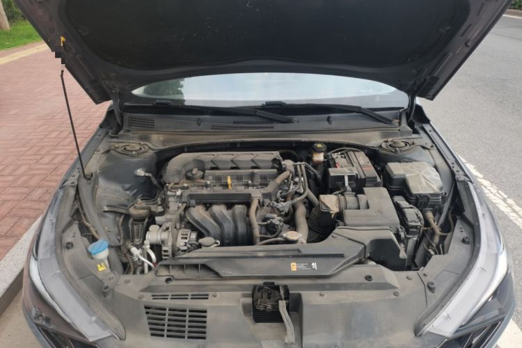Used Hyundai Elantra 2021 1.5L CVT GLX Elite Edition Engine Bay