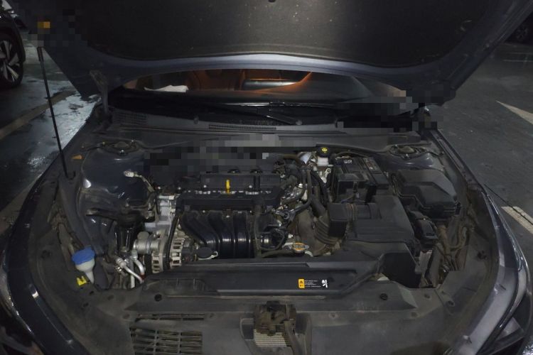 Used Hyundai Elantra 2021 1.5L CVT GLX Elite Edition Engine Bay