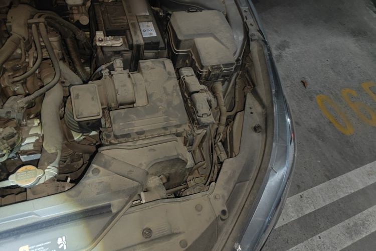 Used Hyundai Elantra 2021 1.5L CVT LUX Prestige Edition Engine Bay Left