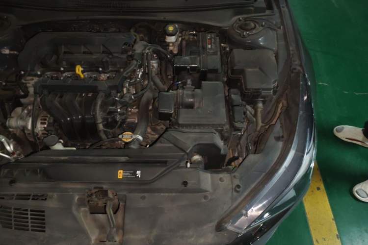 Used Hyundai Elantra 2021 1.5L CVT LUX Prestige Edition Engine Bay Left