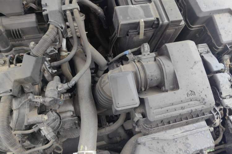 Used Hyundai Elantra 2021 1.5L CVT LUX Prestige Edition Engine Bay Left