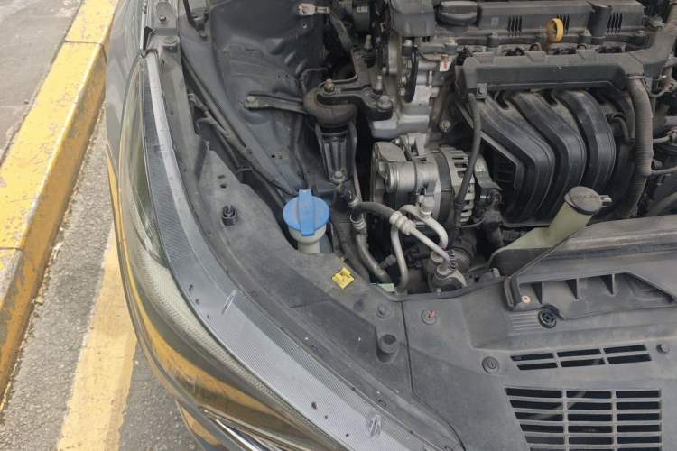 Used Hyundai Elantra 2021 1.5L CVT GLX Elite Edition Engine Bay Right