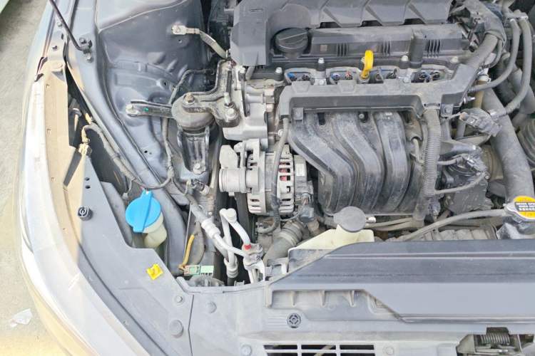 Used Hyundai Elantra 2021 1.5L CVT GLX Elite Edition Engine Bay Right