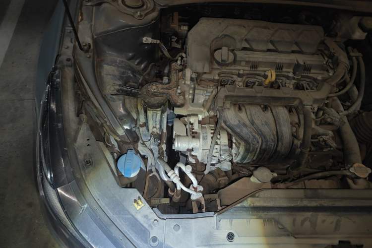 Used Hyundai Elantra 2021 1.5L CVT LUX Prestige Edition Engine Bay Right