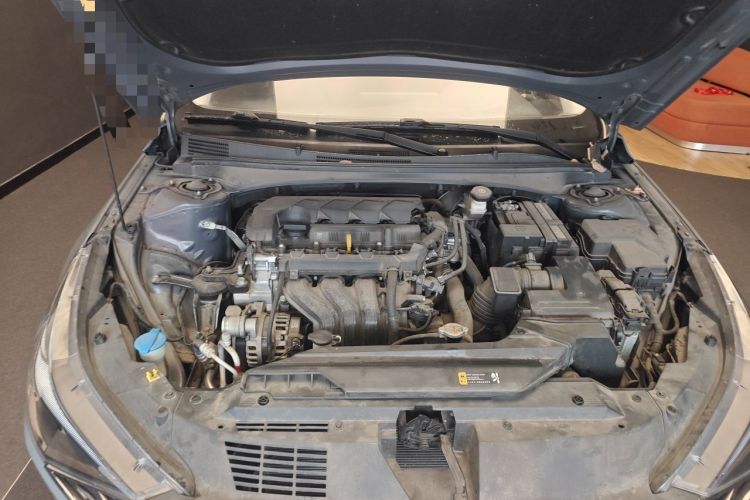 Used Hyundai Elantra 2021 1.5L CVT GLX Elite Edition Engine Bay Right
