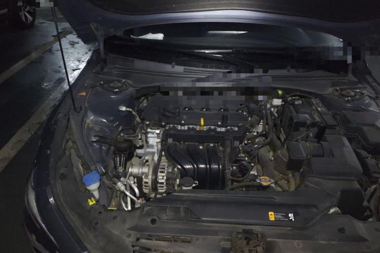 Used Hyundai Elantra 2021 1.5L CVT GLX Elite Edition Engine Bay Right