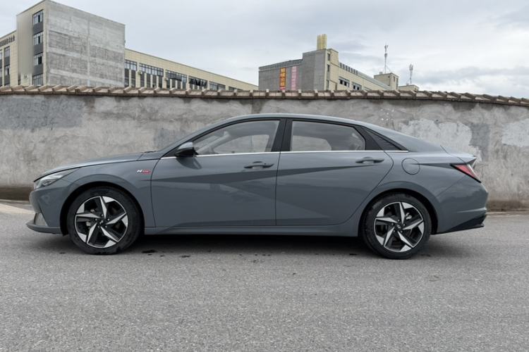 Used Hyundai Elantra 2021 1.5L CVT GLX Elite Edition Exterior 2
