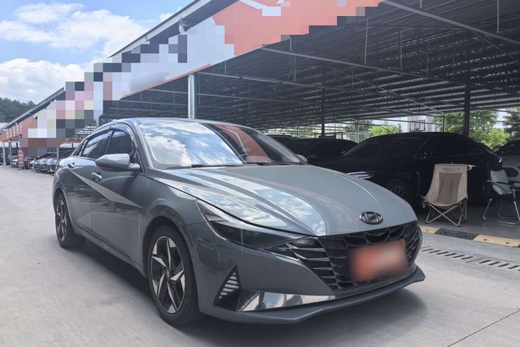 Used Hyundai Elantra 2021 1.5L CVT LUX Prestige Edition Exterior 6