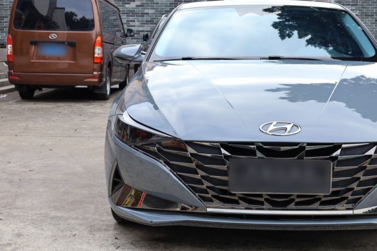 Used Hyundai Elantra 2021 1.5L CVT LUX Prestige Edition Exterior 7