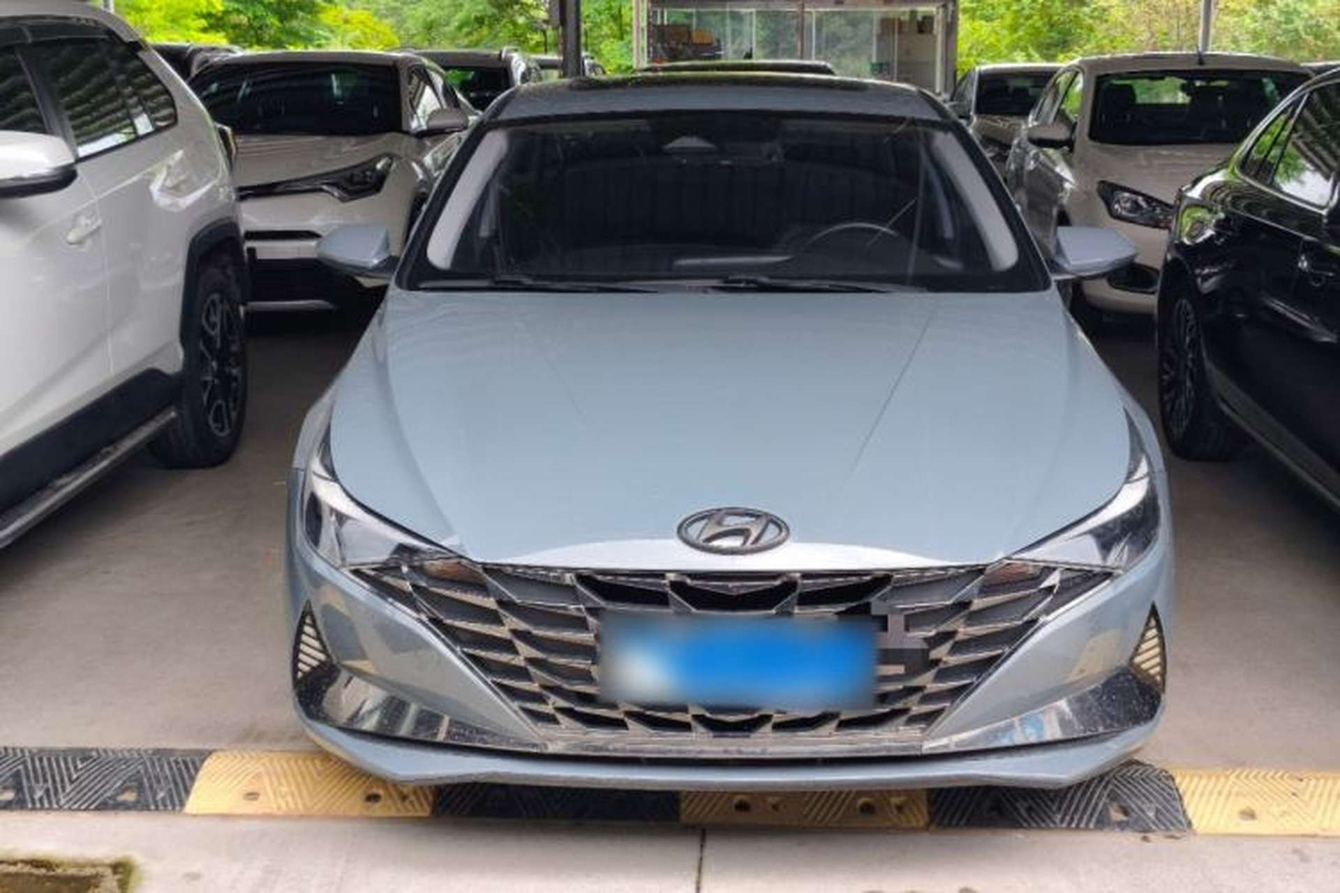 Used Hyundai Elantra 2021 1.5L CVT LUX Prestige Edition Front