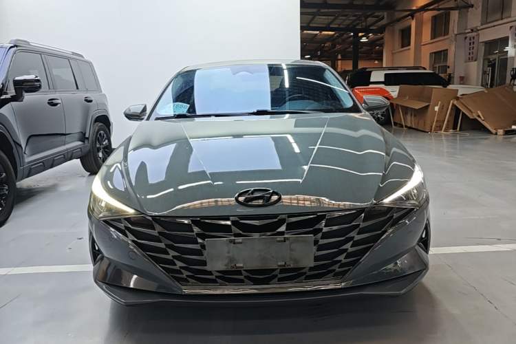 Used Hyundai Elantra 2021 1.5L CVT LUX Prestige Edition Front