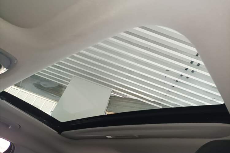 Used Hyundai Elantra 2021 1.5L CVT LUX Prestige Edition Headliner
