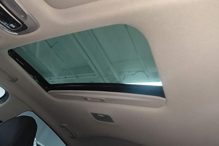 Used Hyundai Elantra 2021 1.5L CVT TOP Flagship Edition Headliner