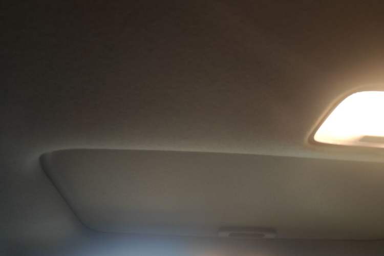 Used Hyundai Elantra 2021 1.5L CVT GLX Elite Edition Headliner