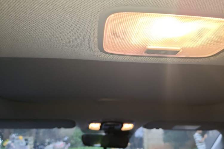 Used Hyundai Elantra 2021 1.5L CVT LUX Prestige Edition Headliner