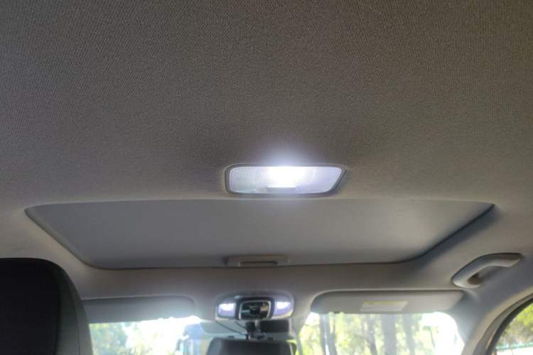 Used Hyundai Elantra 2021 1.5L CVT LUX Prestige Edition Headliner