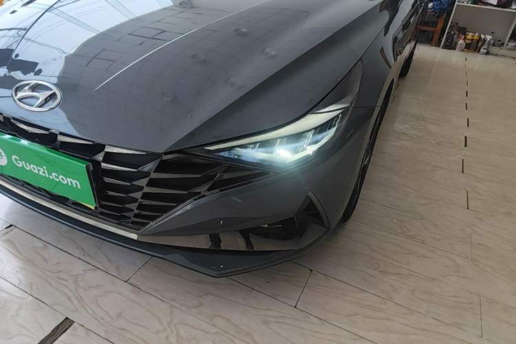 Used Hyundai Elantra 2021 1.5L CVT GLX Elite Edition Left Front Headlight
