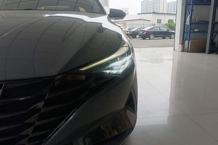 Used Hyundai Elantra 2021 1.5L CVT LUX Prestige Edition Left Front Headlight