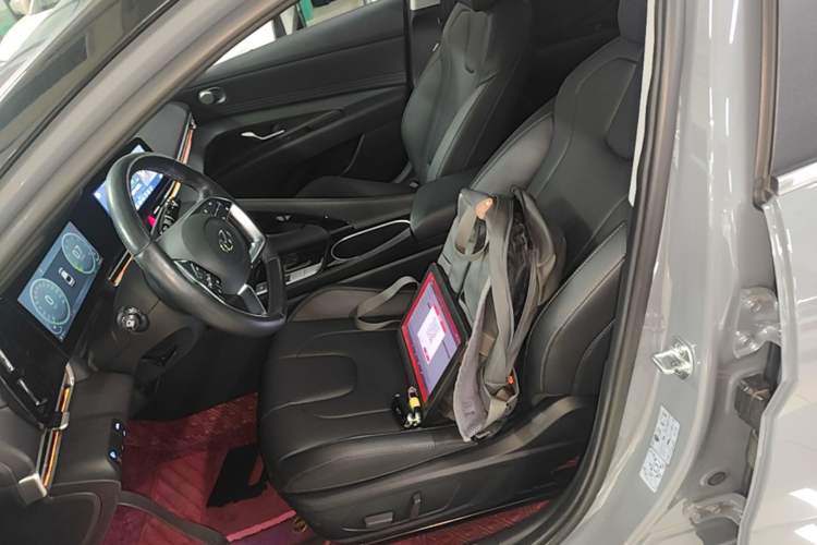 Used Hyundai Elantra 2021 1.5L CVT TOP Flagship Edition Left Front Seat