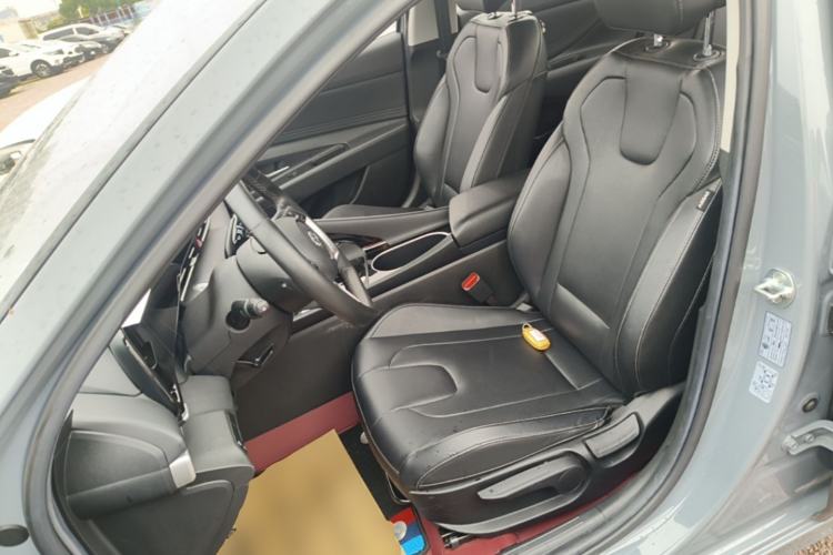 Used Hyundai Elantra 2021 1.5L CVT GLX Elite Edition Left Front Seat
