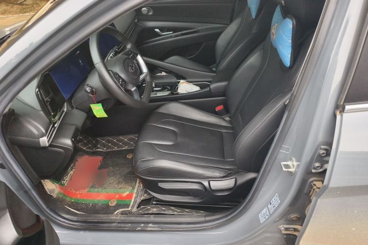Used Hyundai Elantra 2021 1.5L CVT GLX Elite Edition Left Front Seat