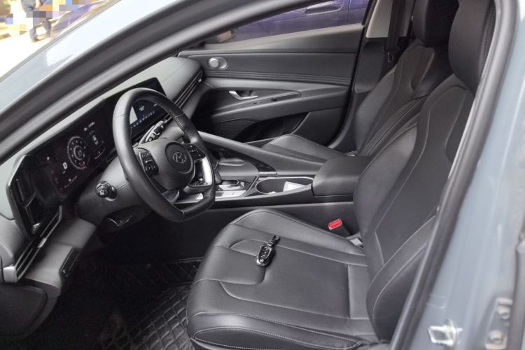 Used Hyundai Elantra 2021 1.5L CVT GLX Elite Edition Left Front Seat