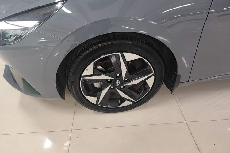 Used Hyundai Elantra 2021 1.5L CVT TOP Flagship Edition Left Front Wheel Hub