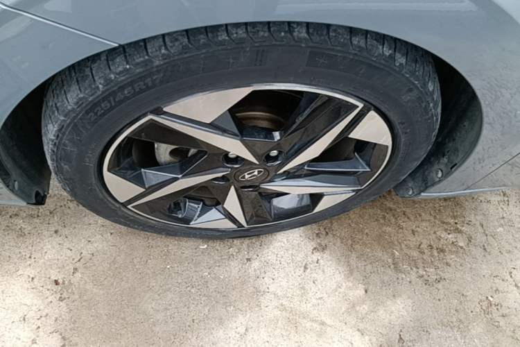 Used Hyundai Elantra 2021 1.5L CVT GLX Elite Edition Left Front Wheel Hub