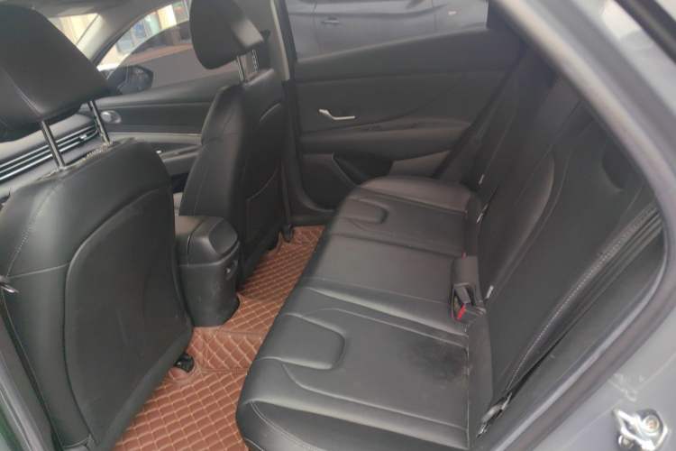 Used Hyundai Elantra 2021 1.5L CVT LUX Prestige Edition Left Rear Seat
