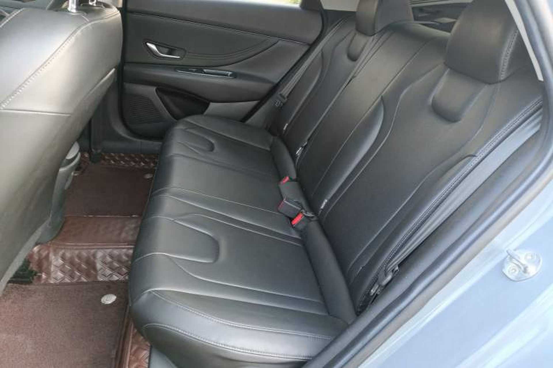 Used Hyundai Elantra 2021 1.5L CVT LUX Prestige Edition Left Rear Seat